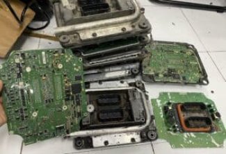 SỬA HỘP ECU TẠI BẮC GIANG – VIETNAM ECU SERVICE