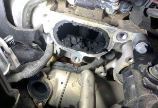 BẢO DƯỠNG BẮN CHẤU VỆ SINH HỌNG NẠP CHEVROLET