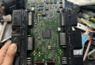 GARAGE VES CHUYÊN SỬA CHỮA HỘP ECU MSV90 BMW F10 530i