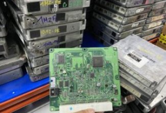 SỬA CHỮA HỘP ĐIỀU KHIỂN ECU ECM PCM ĐỘNG CƠ XE SUZUKI