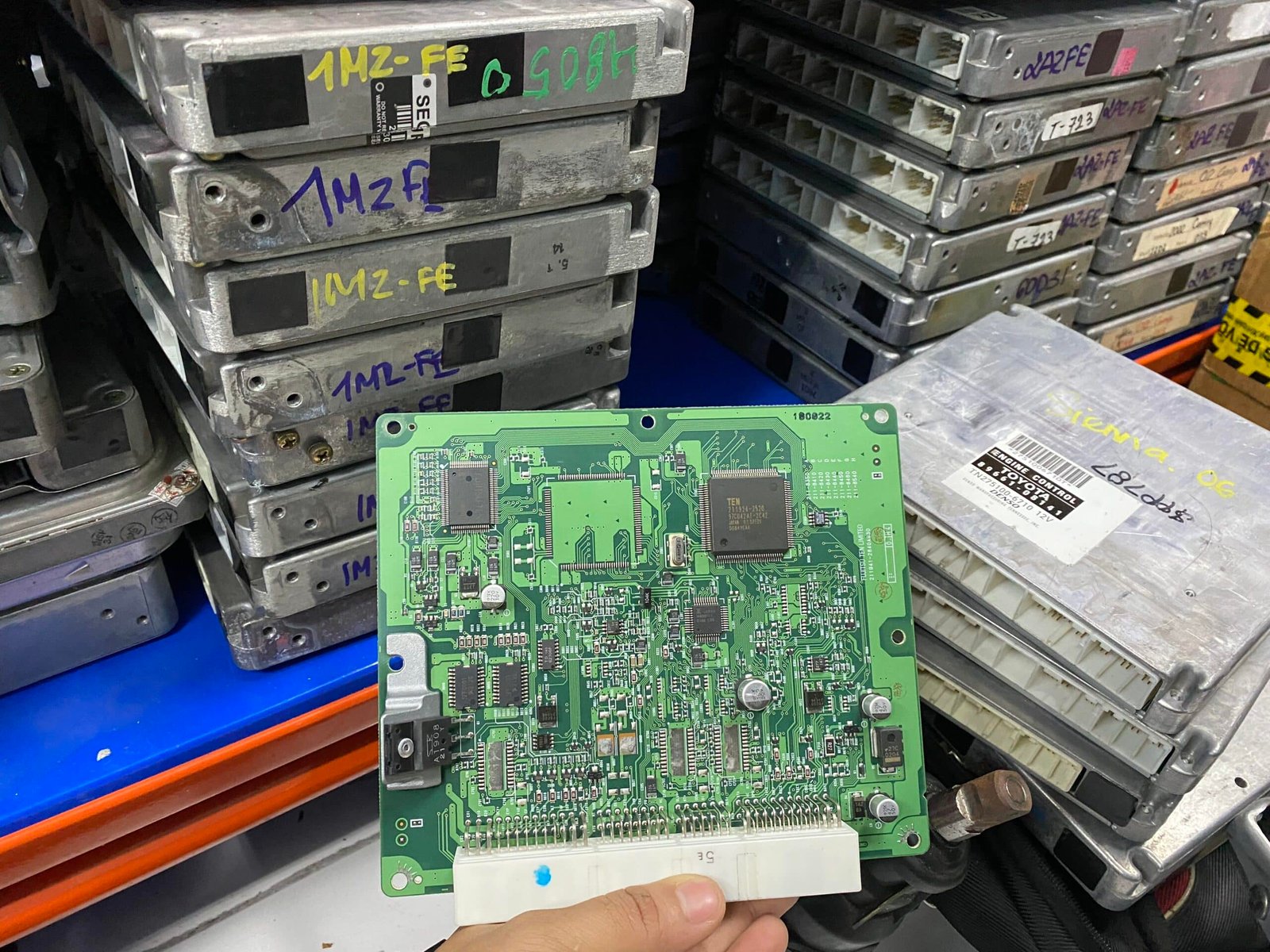 chép hộp ecu lexus