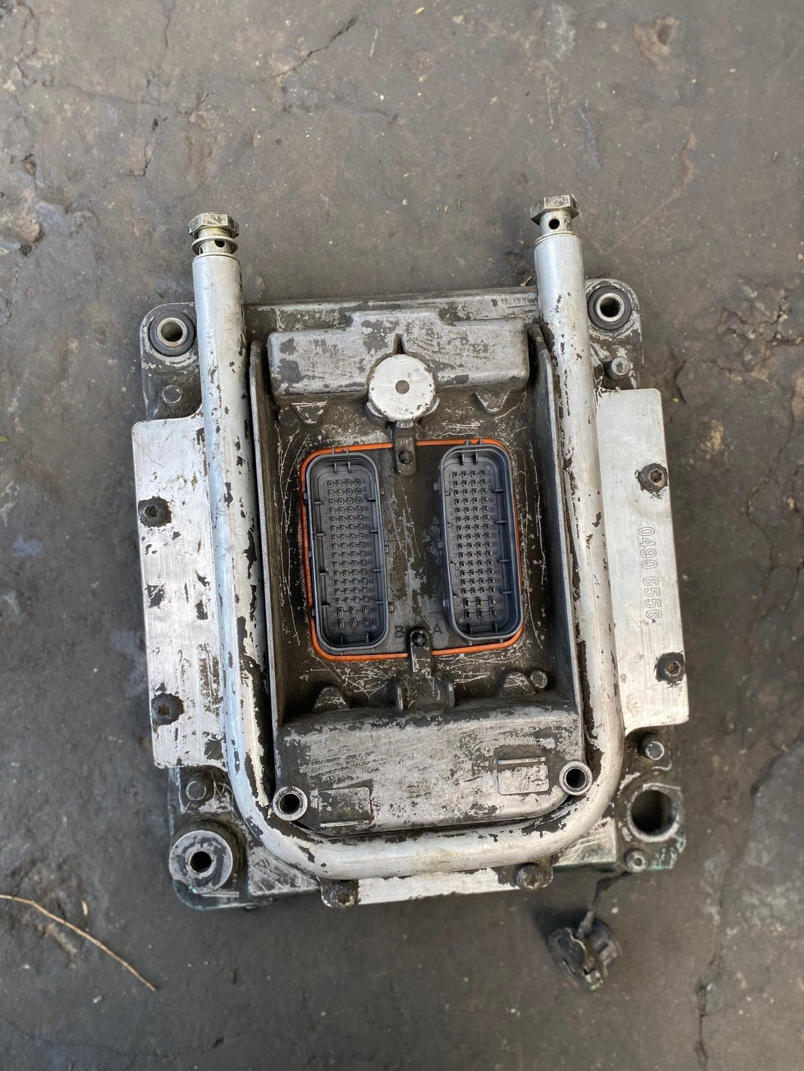 sửa hộp động cơ ECU ECM Volvo