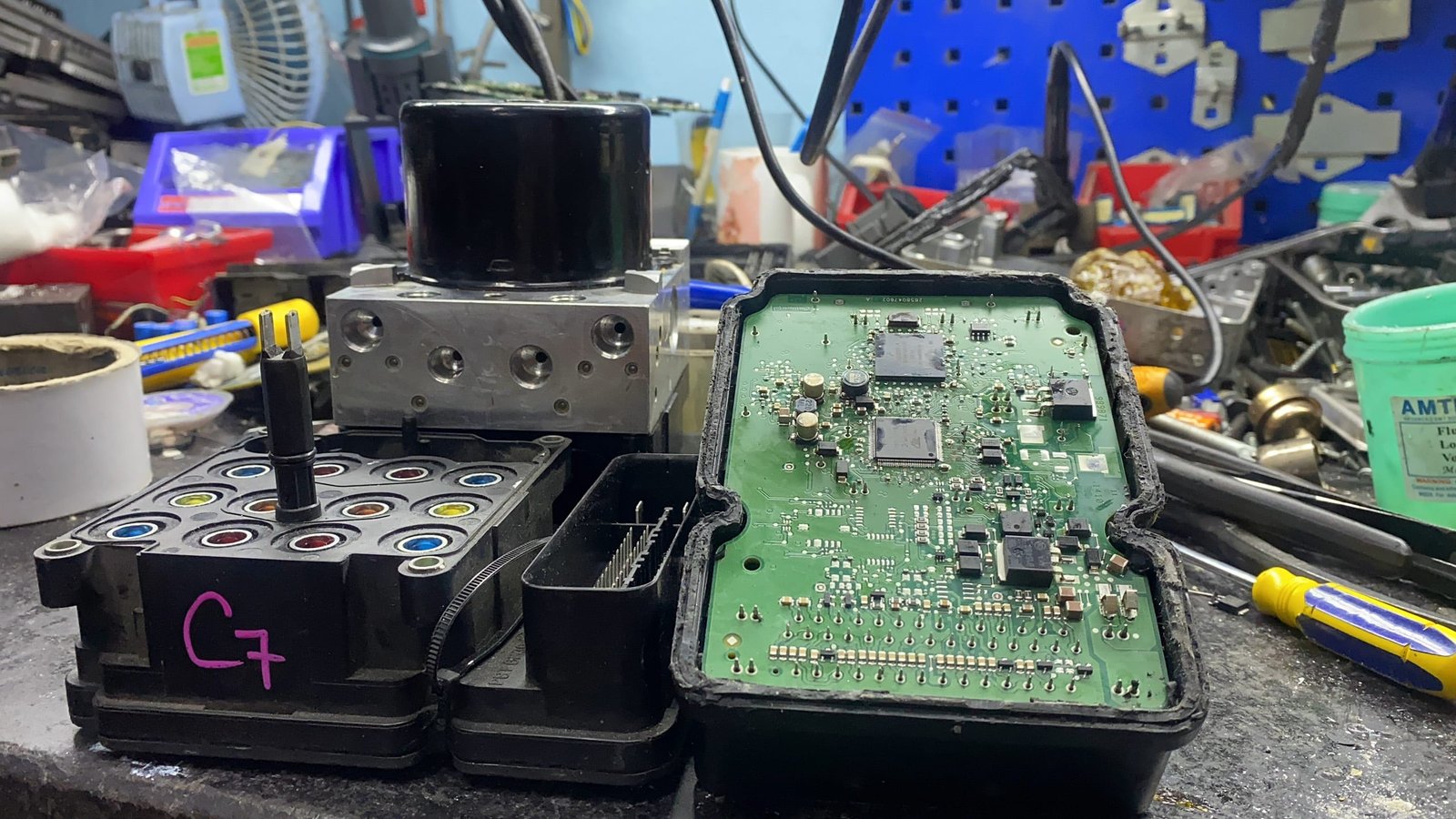 VES VIETNAM ECU SERVICE sửa ABS xe Honda