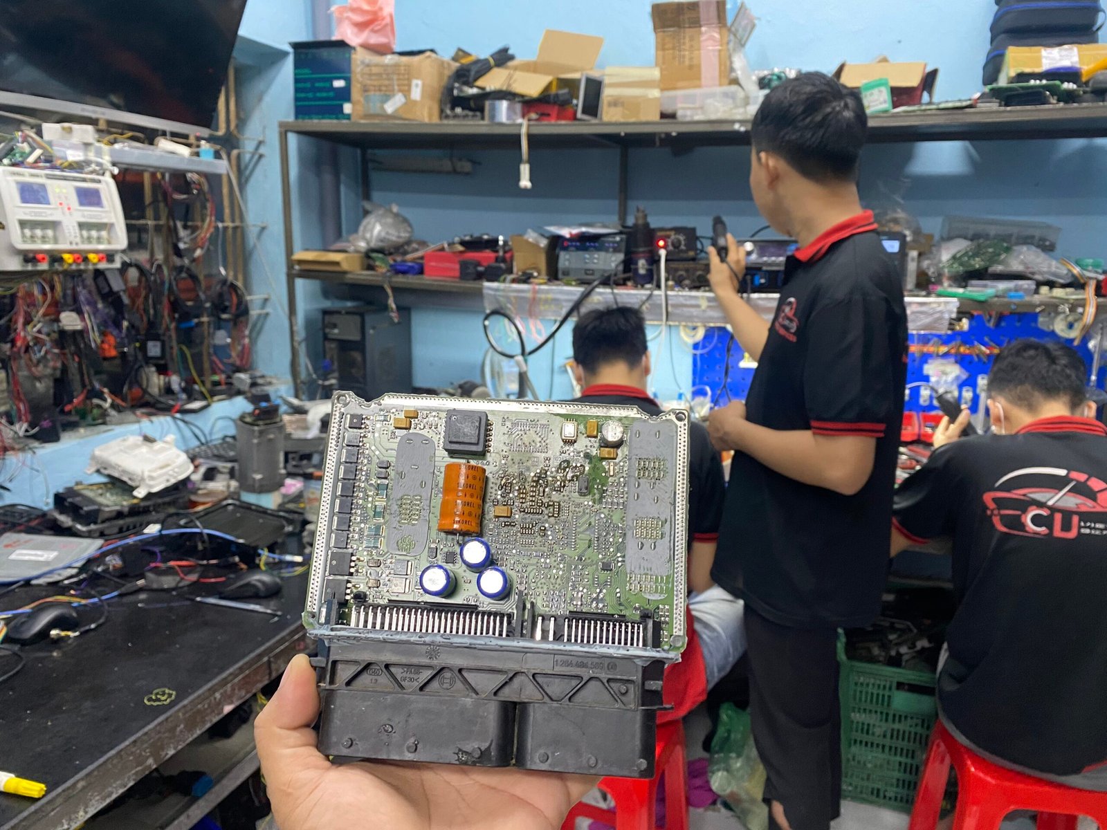 HỘP ECU LÀ GÌ? CẤU TẠO VÀ NGUYÊN LÝ HOẠT ĐỘNG CỦA ECU