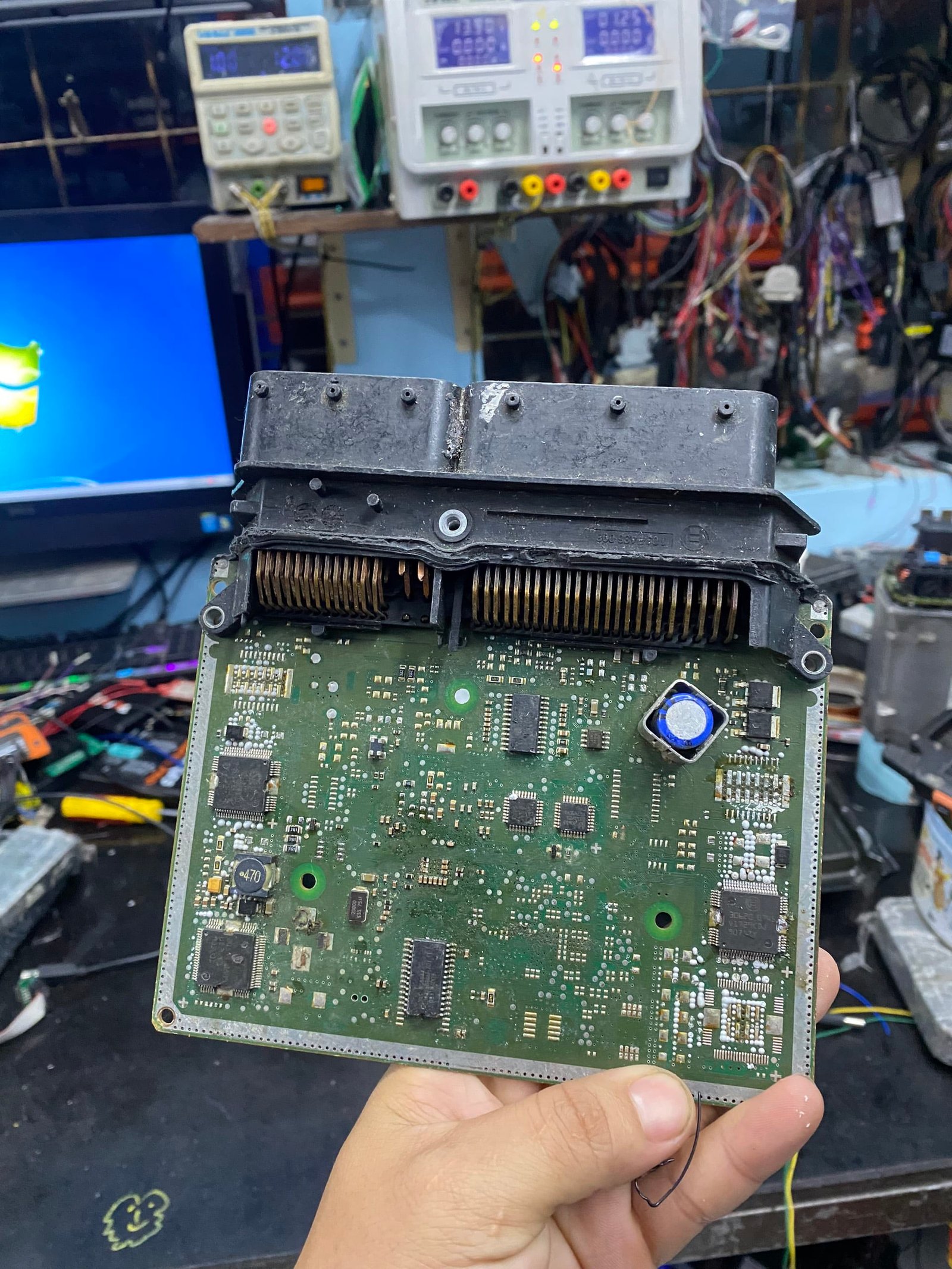 HỘP ECU LÀ GÌ? CẤU TẠO VÀ NGUYÊN LÝ HOẠT ĐỘNG CỦA ECU