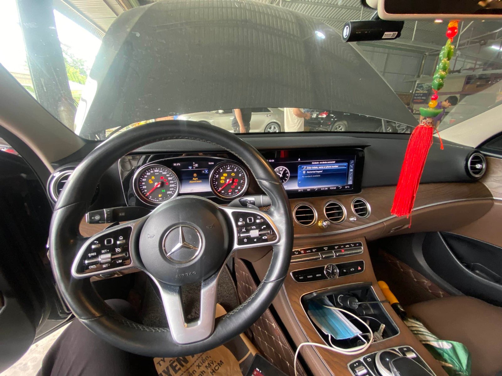 SỬA CHỮA VÀ PHỤC HỒI THƯỚC LÁI ĐIỆN XE MERCEDES BENZ