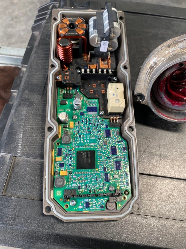 vỉ mạch điều khiển thước lái posrche