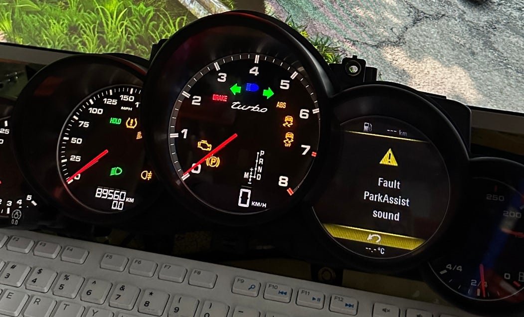 SỬA CHỮA ĐỒNG HỒ TAPLO Ô TÔ PORSCHE CAYENNE - THE ECU SOLUTIONS 4 SỬA CHỮA ĐỒNG HỒ TAPLO Ô TÔ PORSCHE CAYENNE - THE ECU SOLUTIONS