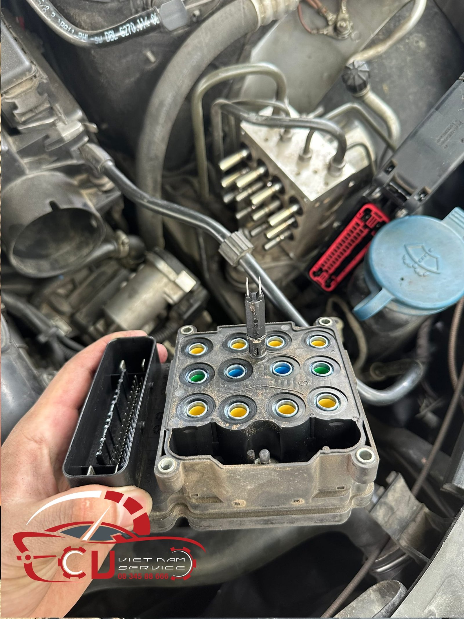 VES WORKSHOP - SỬA CHỮA HỆ THỐNG PHANH ABS CỦA XE MERCEDES-BENZ CLASS 1 GARAGE VES-SỬA CHỮA HỆ THỐNG PHANH ABS CỦA XE Mercedes–Benz C200