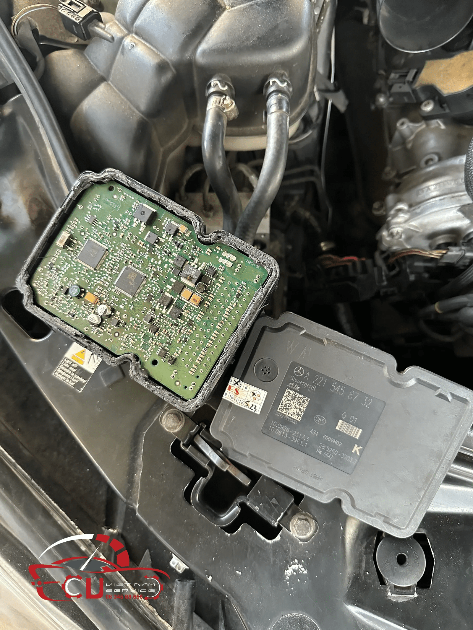 GARAGE VES-SỬA CHỮA HỆ THỐNG PHANH ABS CỦA XE Mercedes–Benz S550
