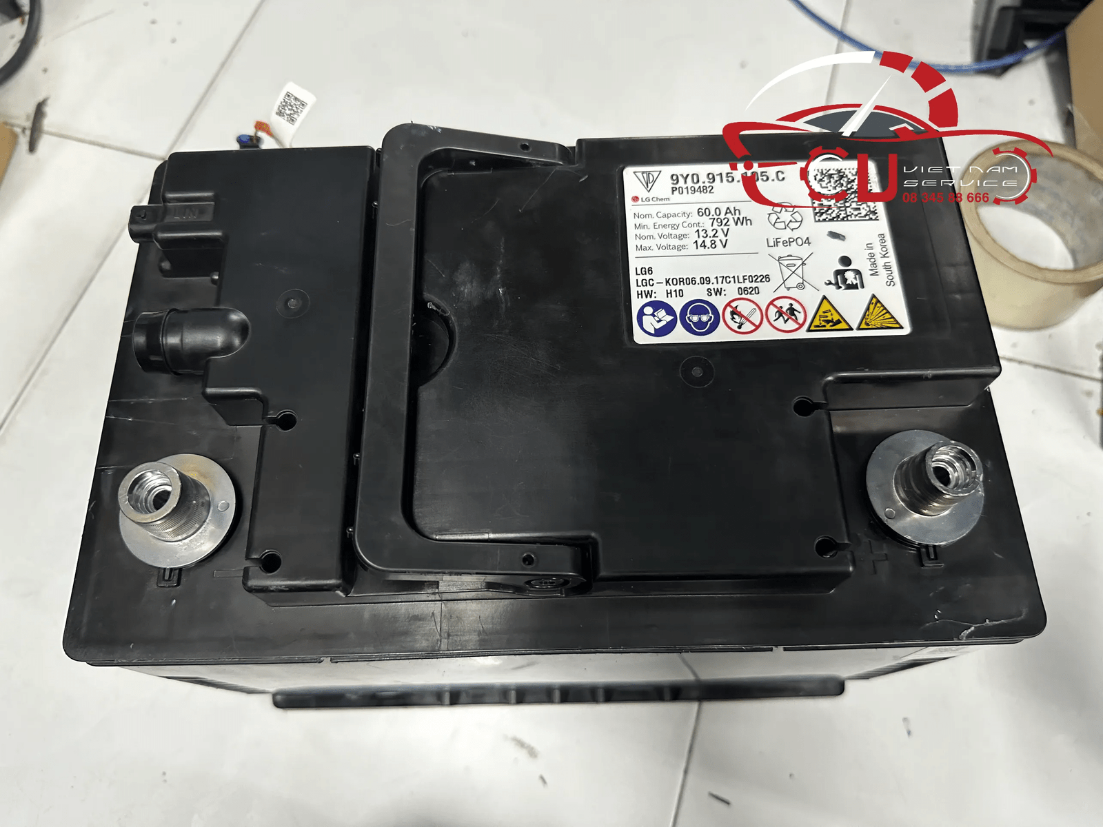 GARAGE VES CHUYÊN SỬA CHỮA ẮC QUY 12V PORSCHE (High Voltage Lithium Battery)
