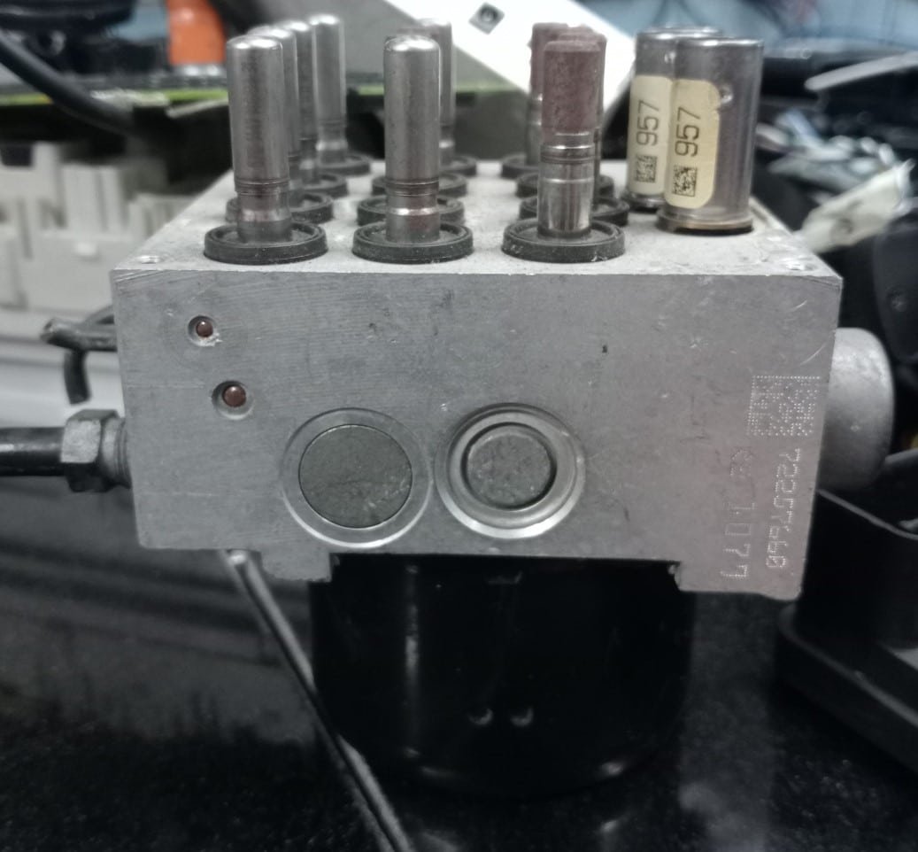 SỬA CHỮA ABS MERCEDES-BENZ BẢO DƯỠNG VÀ SỬA CHỮA HỆ THỐNG ABS CHO XE MERCEDES-BENZ