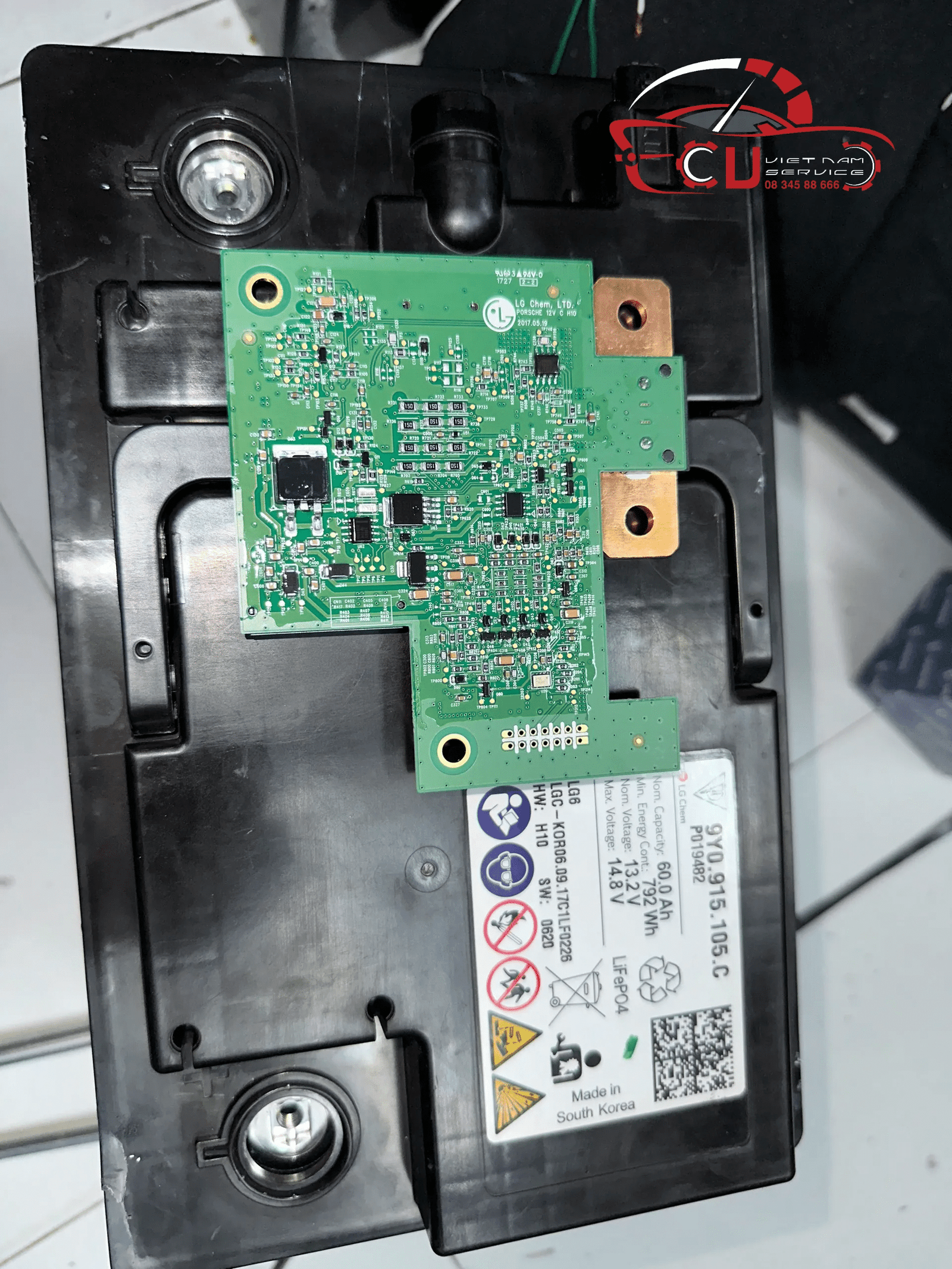 GARAGE VES CHUYÊN SỬA CHỮA ẮC QUY 12V PORSCHE (High Voltage Lithium Battery)