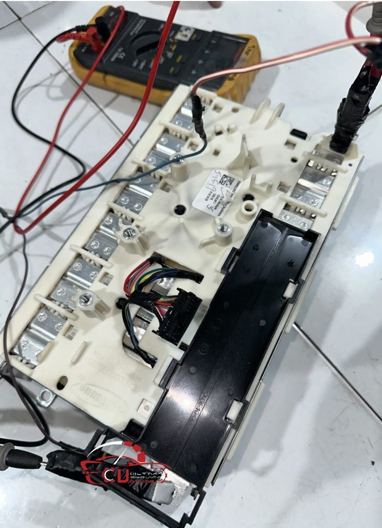 GARAGE VES SỬA CHỮA BATTERY 48 VOLT JEEP WRANGLER 2.0 (eTorque)