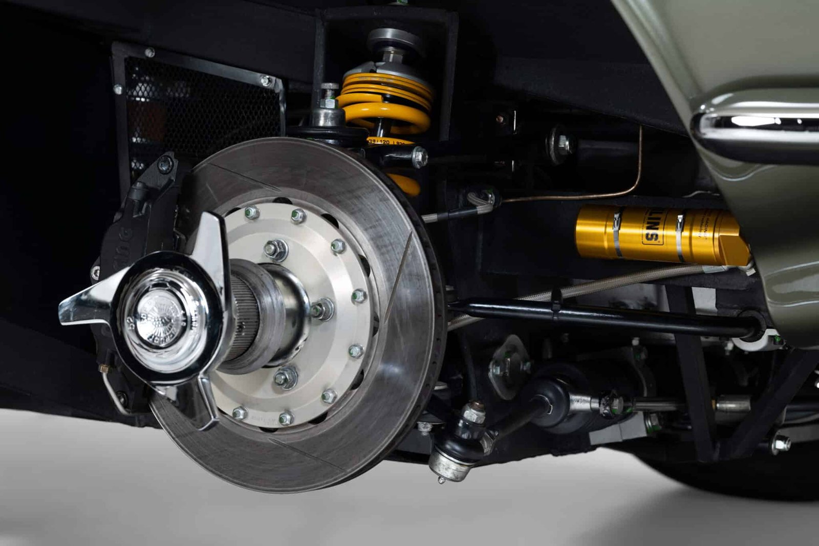 CHUYÊN SỬA XE ASTON MARTIN UY TÍN TPHCM – VES WORKSHOP 1 chuyên sửa xe aston martin