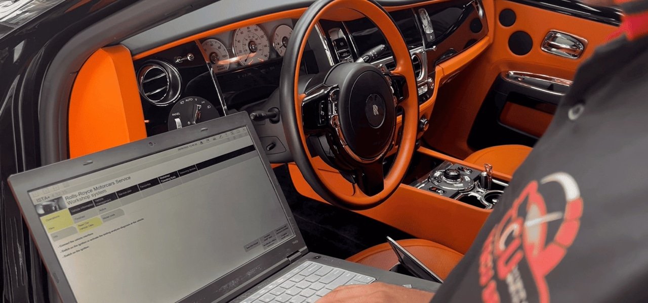 CHUYÊN SỬA CHỮA XE ROLLS ROYCE UY TÍN TẠI TP.HCM