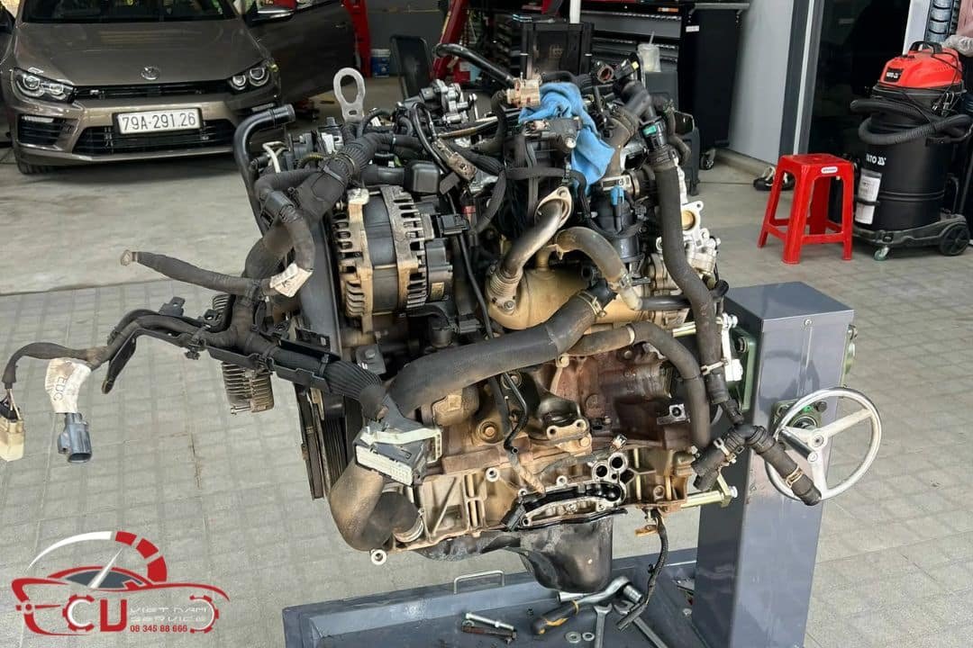 GARAGE CHUYÊN SỬA XE FORD UY TÍN TP.HCM 1 GARAGE CHUYÊN SỬA XE FORD UY TÍN TP.HCM