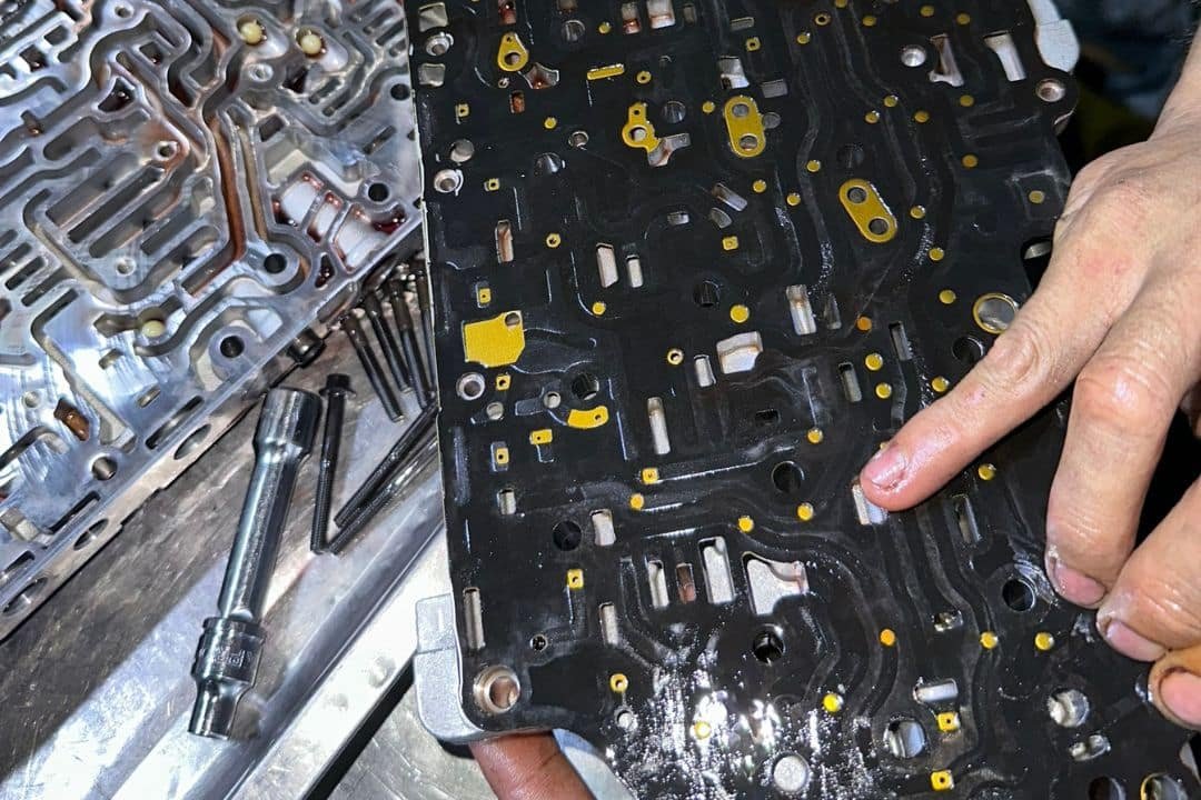 GARAGE CHUYÊN SỬA XE CHEVROLET UY TÍN TPHCM-VES WORKSHOP