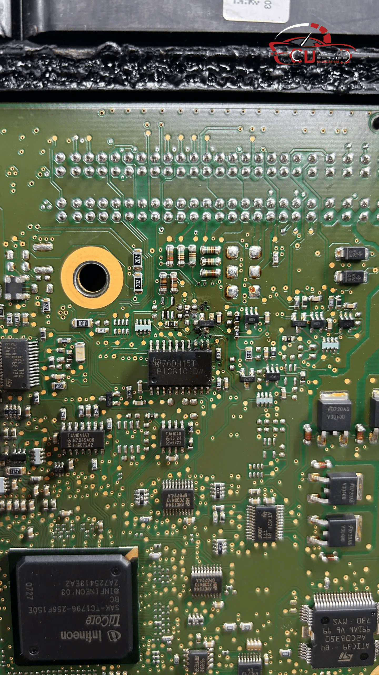 SỬA LỖI HỘP ECU ECM XE MERCEDES ME9.7 M272 1 SỬA LỖI HỘP ECU ECM XE MERCEDES ME9.7 M272