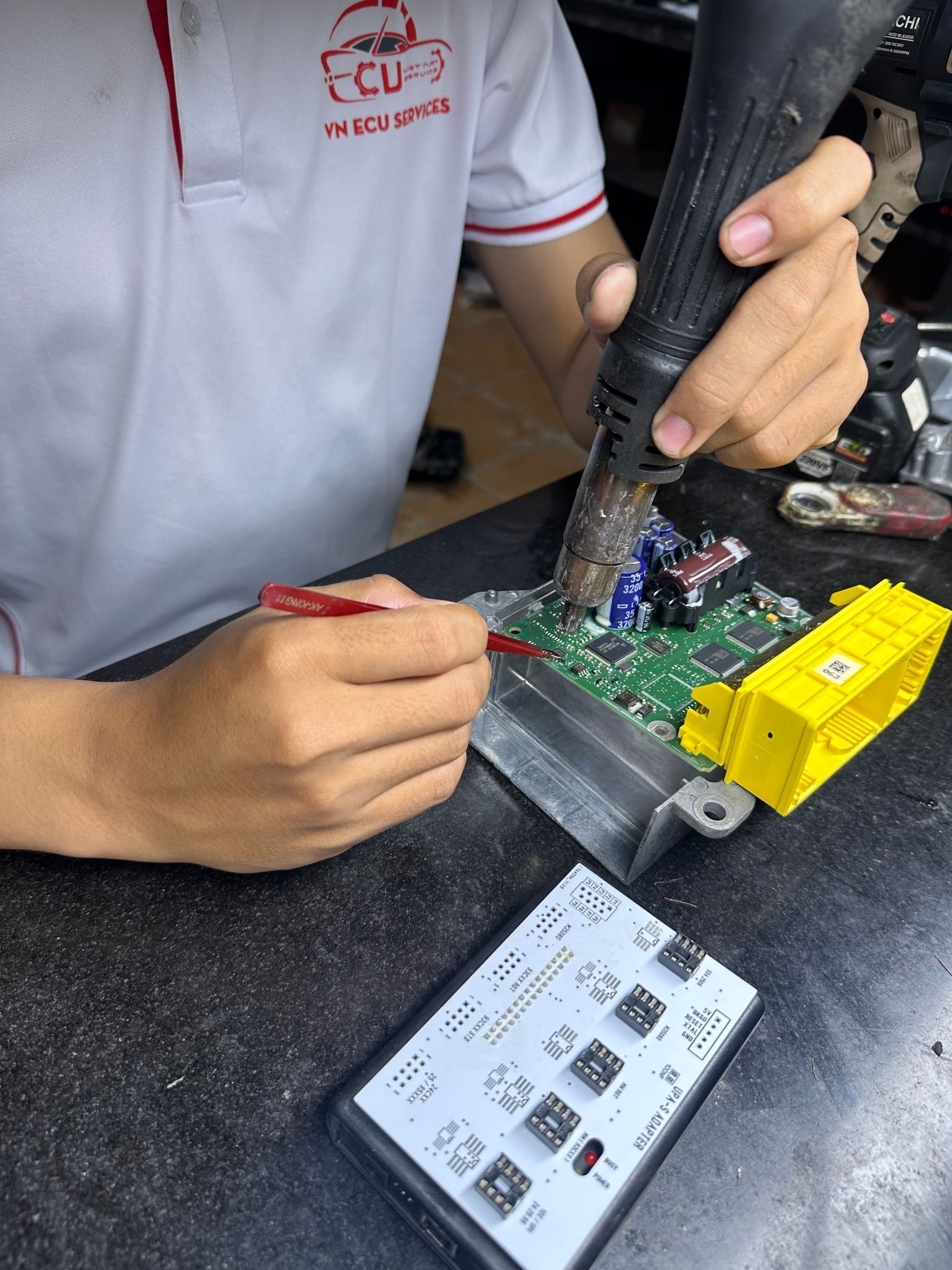 TOP 1 GARAGE SỬA HỘP ĐIỀU KHIỂN ĐỘNG CƠ UY TÍN 