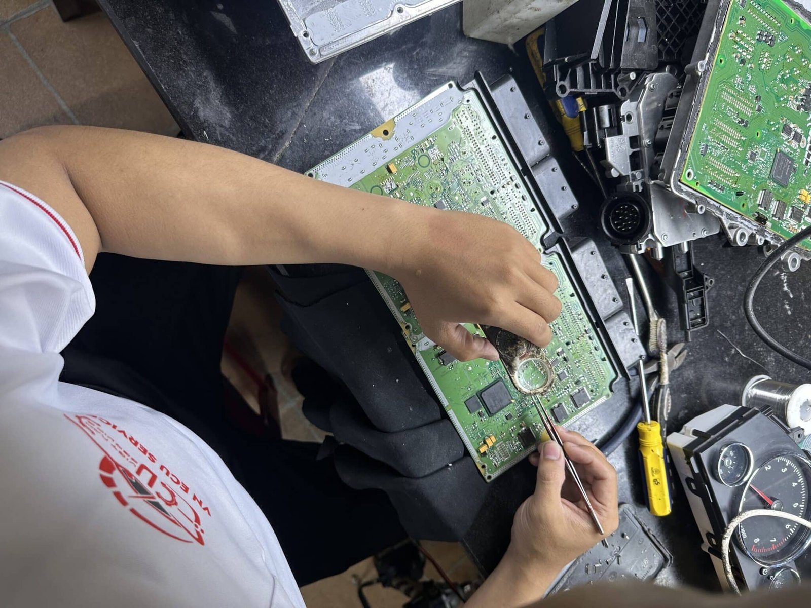 Garage Ves Workshop chuyên sửa ECU ECM PCM Lexus uy tín, chuyên nghiệp hiện nay