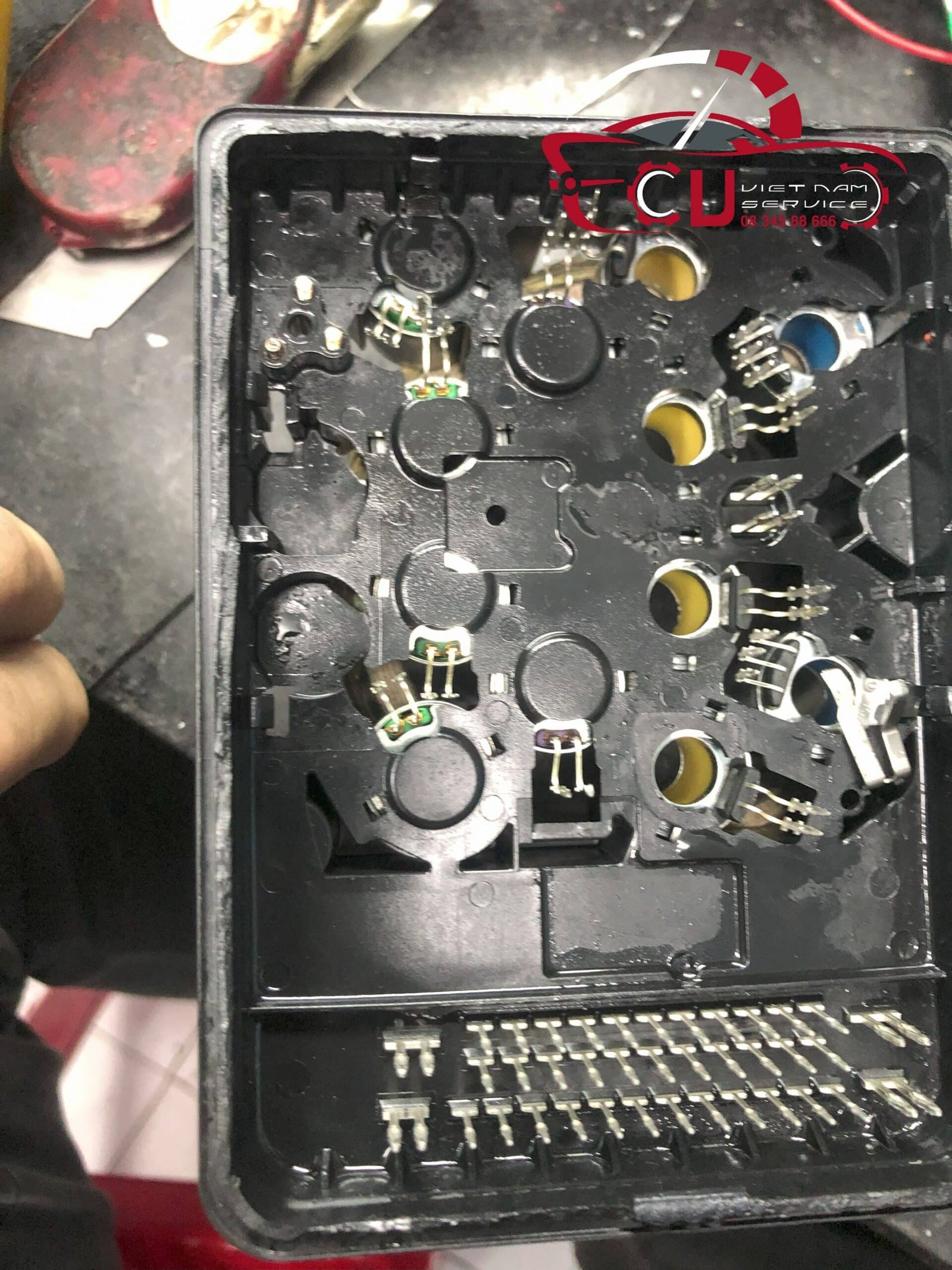 SỬA CHỮA ABS BMW MỌI DÒNG XE - ĐỜI XE TẠI VES WORKSHOP 4 dịch vụ sửa chữa ABS BMW chi tiết tại Ves Workshop