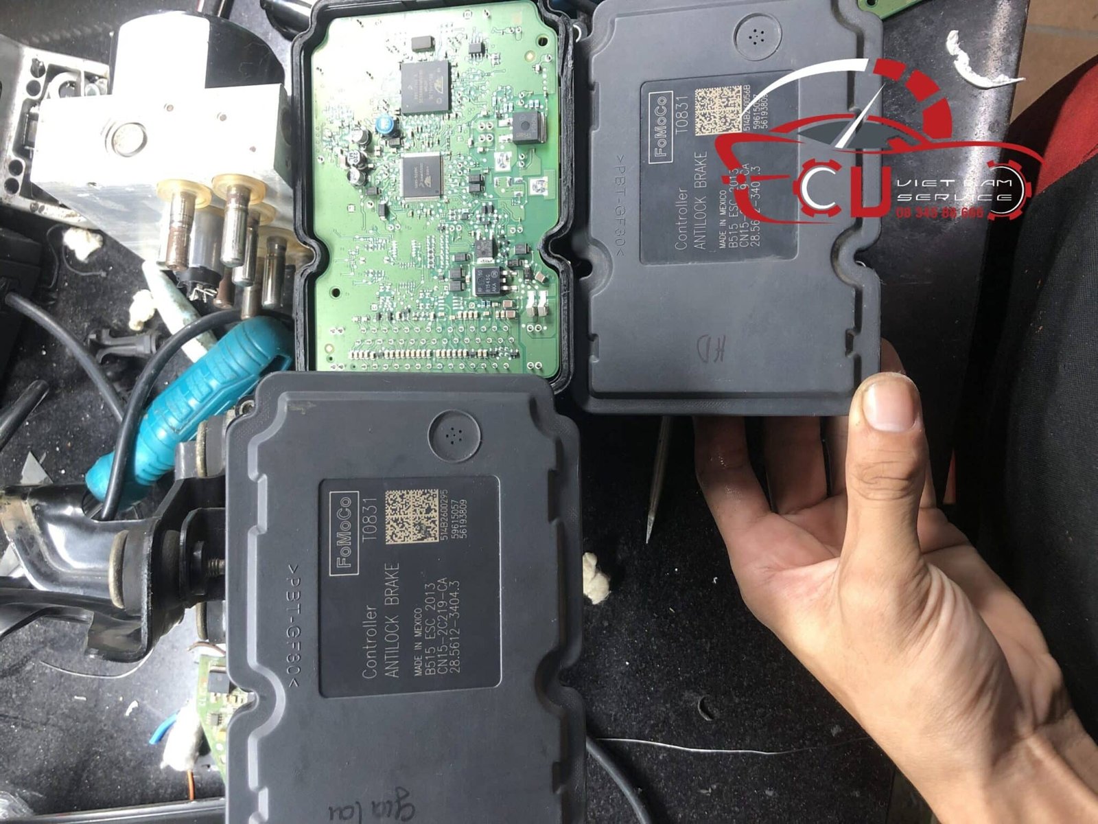 SỬA HỘP ĐIỀU KHIỂN ABS XE TOYOTA TẠI VES WORKSHOP 4 SỬA HỘP ĐIỀU KHIỂN ABS XE TOYOTA TẠI VES WORKSHOP