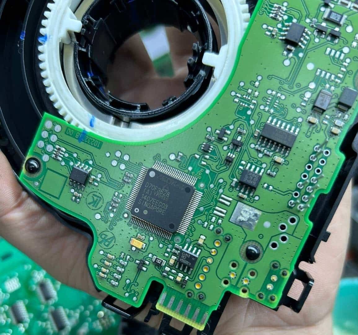 Sửa lỗi cảm biến góc lái Mercedes