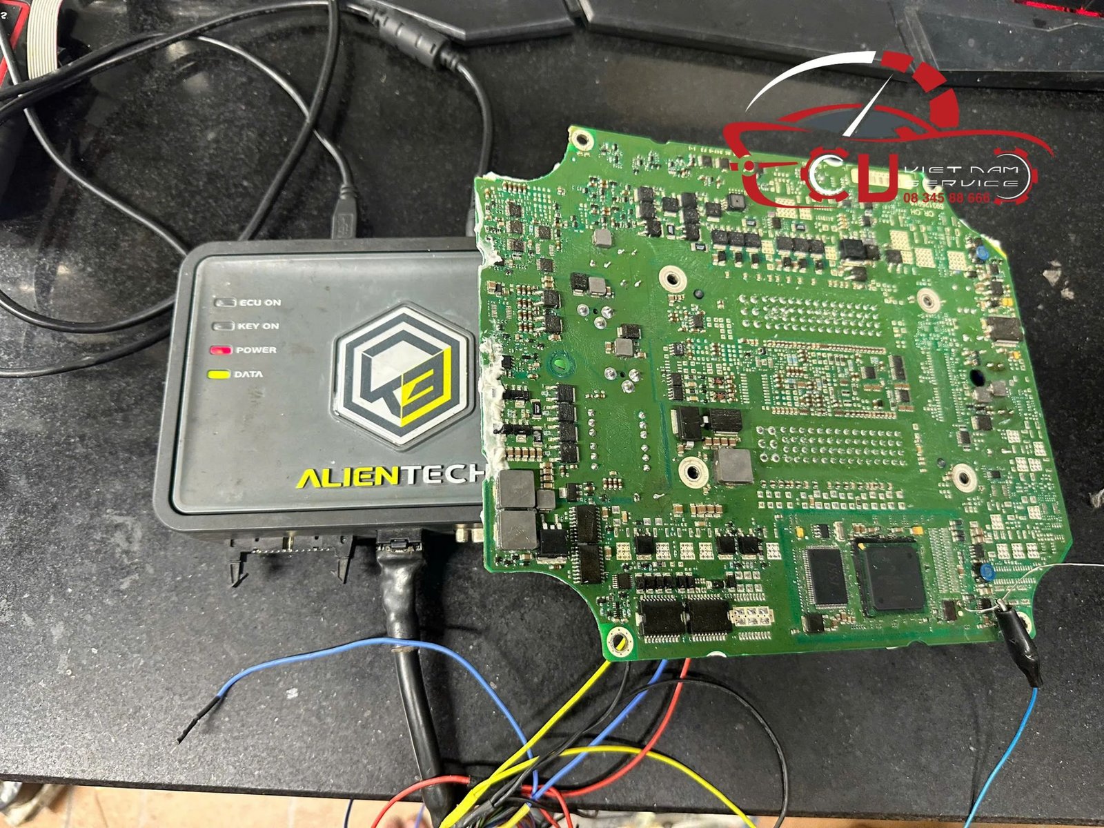 SỬA CHỮA LỖI HỘP ECU ĐỘNG CƠ XE VOLVO TẠI VES WORKSHOP 5 SỬA CHỮA LỖI HỘP ECU ĐỘNG CƠ XE VOLVO