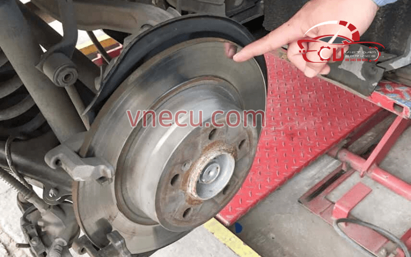 Tìm hiểu dịch vụ sửa chữa hệ thống thắng Parking Ford tại Ves Workshop