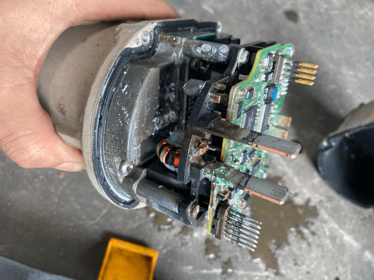 GARA HAGF ĐẦU SỬA CHỮA THƯỚC LÁI ĐIỆN FORD TẠI TPHCM 1 Gara hàng đầu sửa chữa thước lái điện Ford tại TPHCM