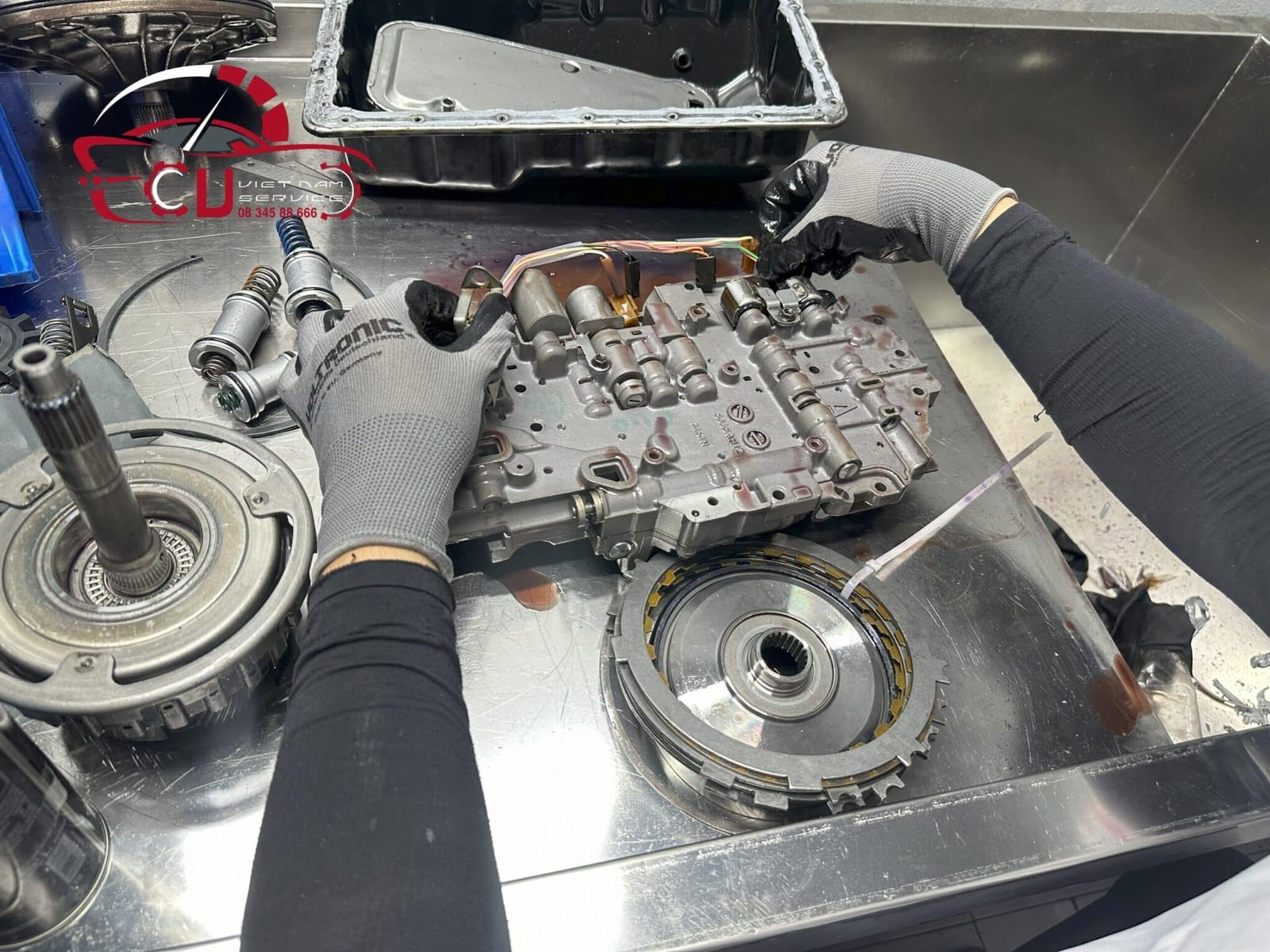 GARAGE ĐẠI TU HỘP SỐ TỰ ĐỘNG FORD ĐÁNG TIN CẬY TPHCM 3 Garage đại tu hộp số tự động Ford đáng tin cậy TPHCM