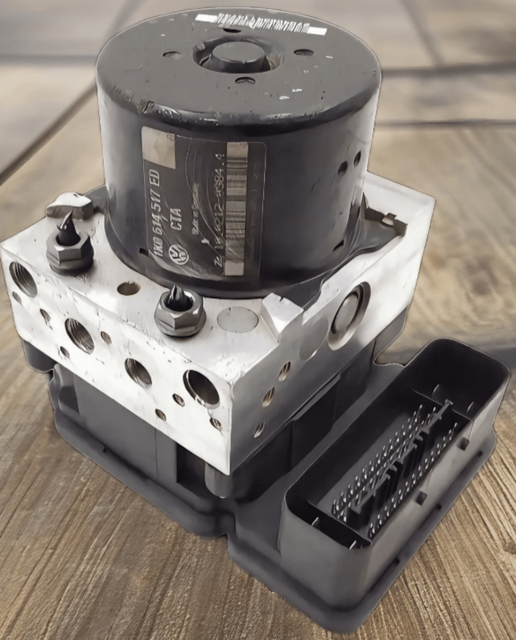 ABS VOLKSWAGEN PASSAT 2013-2015 2 01184 e1737509457944