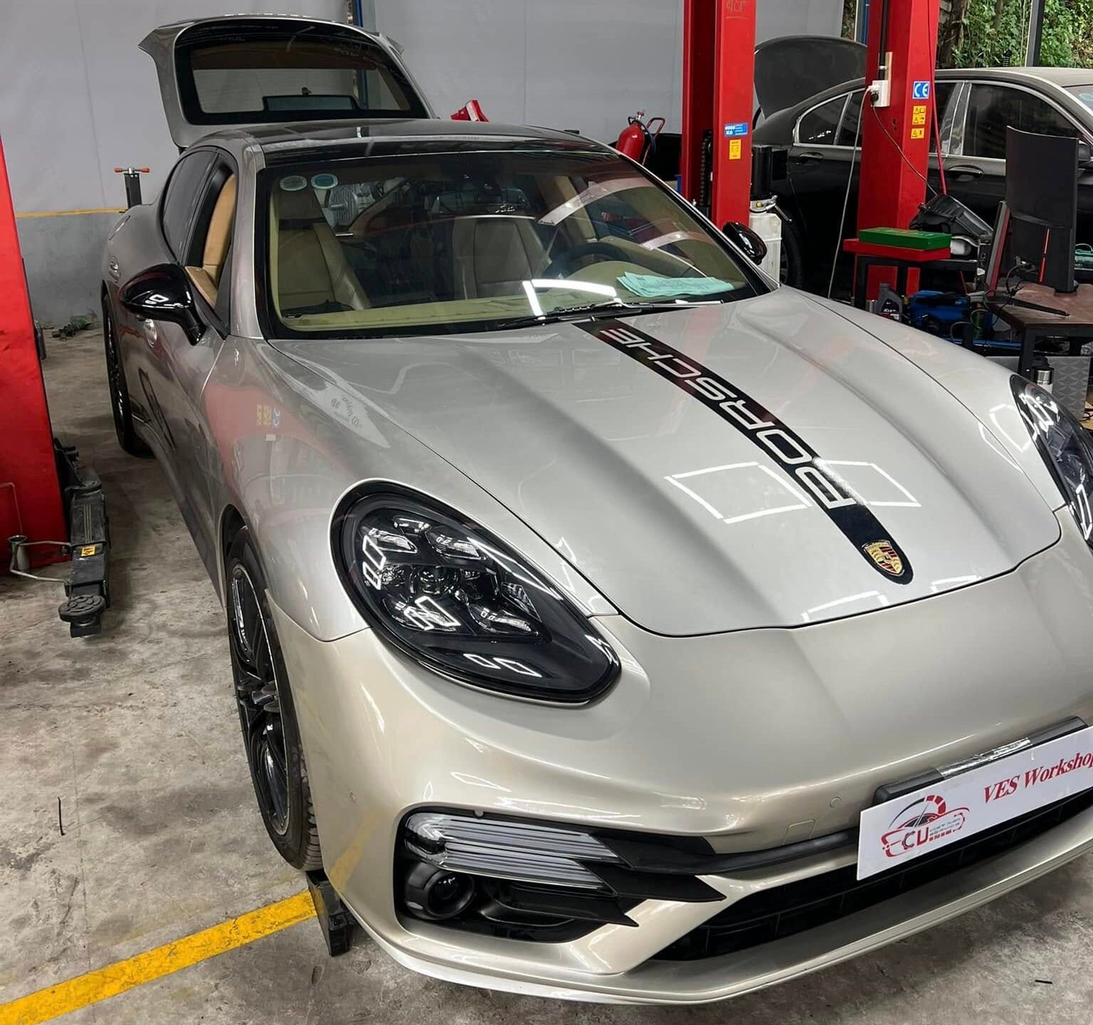 SỬA LỖI HỘP SỐ PORSCHE PANAMERA