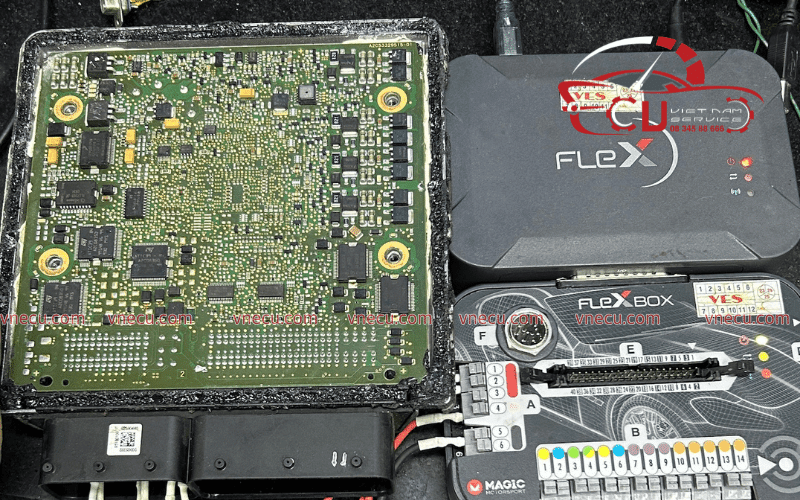 sua hop dieu khien dong co isuzu 4