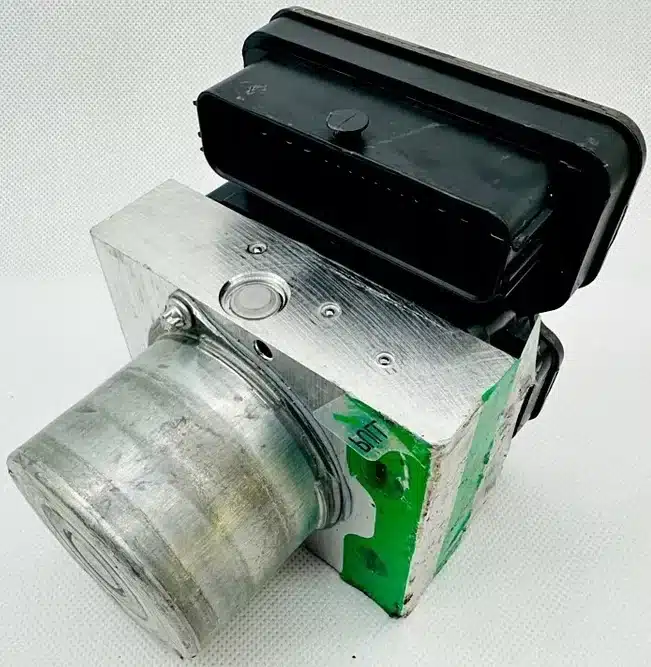 ABS AUDI A4 2 s l960 75 e1738916891243