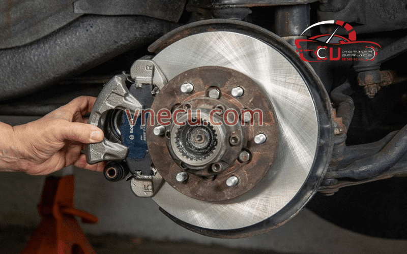 Sửa chữa hệ thống thắng Parking xe Kia tại Thủ Đức, TP.HCM - VES WORKSHOP