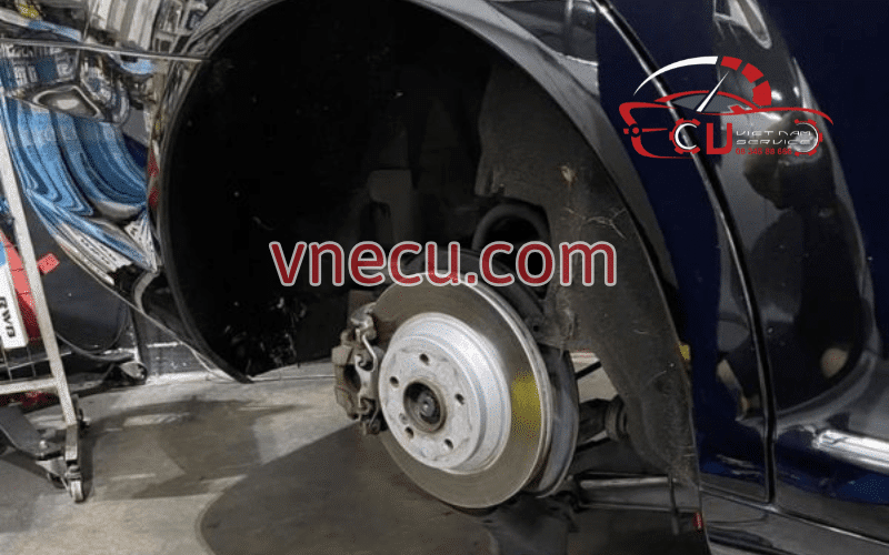 Hỏng hóc lan sang các bộ phận khác của xe Kia