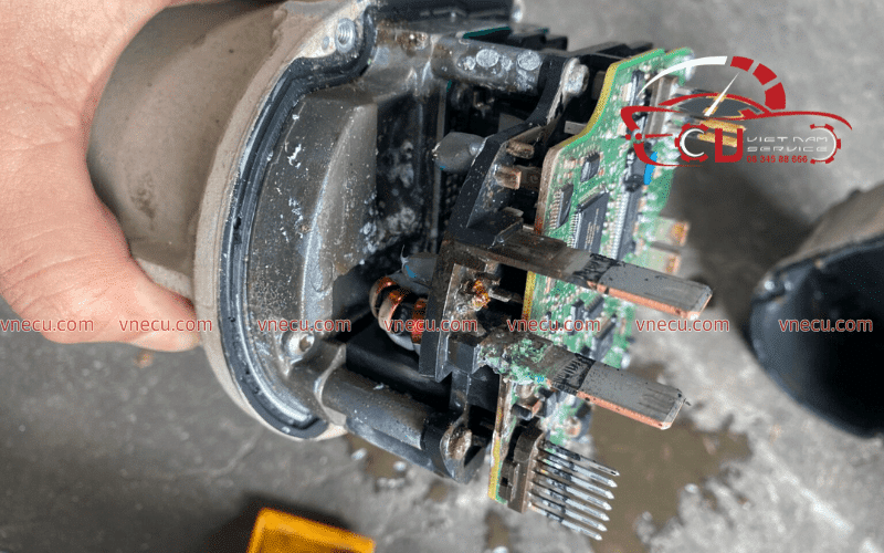 Sửa chữa và thay thế các bộ phận quan trọng xe Kia