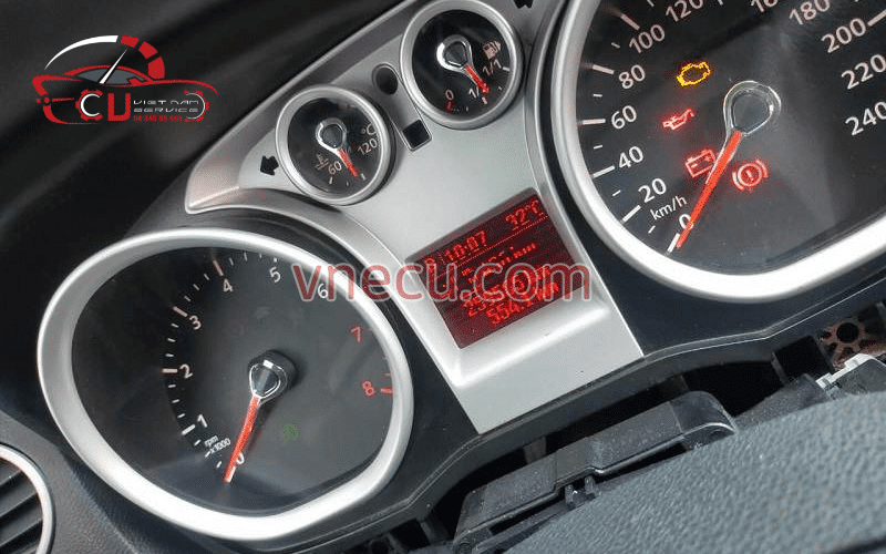 DỊCH VỤ SỬA LỖI ĐỒNG HỒ TÁP LÔ IPC ISUZU TPHCM TẠI VES WORKSHOP 1 VES Workshop chia sẻ một số dấu hiệu cần sửa chữa đồng hồ táp lô IPC Isuzu