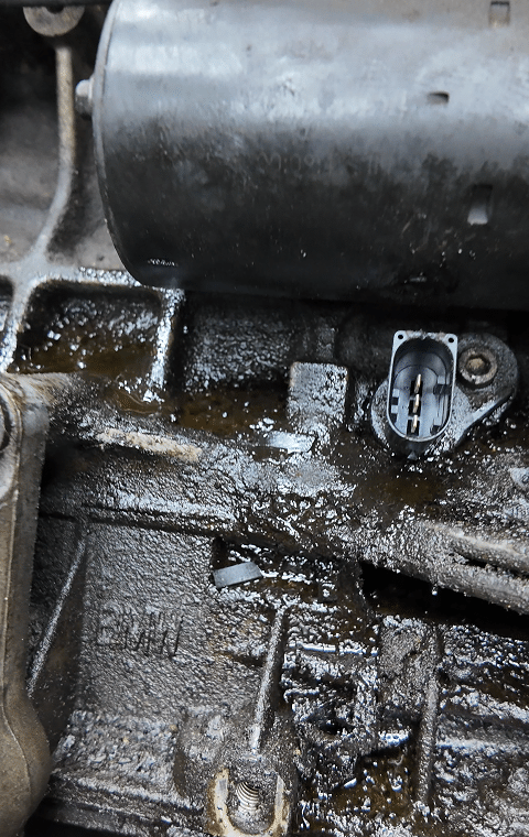 Tổng Quan Về Hiện Tượng Rò Rỉ Dầu và Hao Dầu