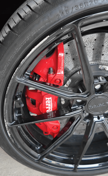 Bảo dưỡng phanh Ferrari 488GTB