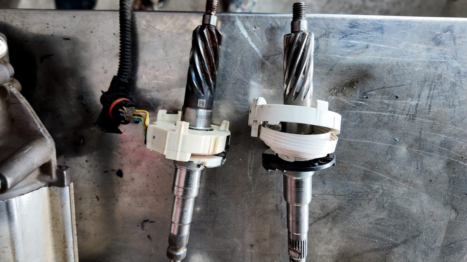 THAY THẾ THƯỚC LÁI MAZDA6 - GIẢI PHÁP KHẮC PHỤC CHO TIẾNG KÊU LẠ