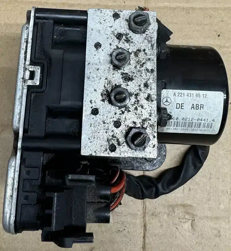 ABS MERCEDES-BENZ CL550 2010-2014 4 s l1600 14 e1742348409277