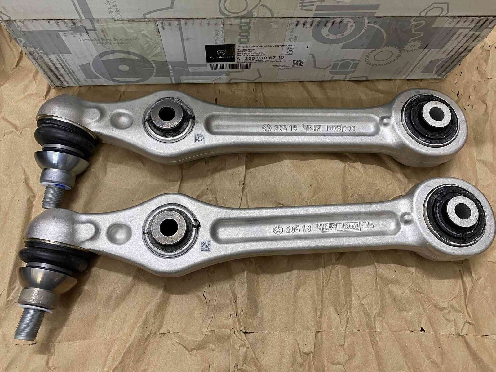 THAY THẾ HỆ THỐNG CÀNG Y CHO XE MERCEDES-BENZ 4 THAY THẾ HỆ THỐNG CÀNG Y CHO XE MERCEDES-BENZ