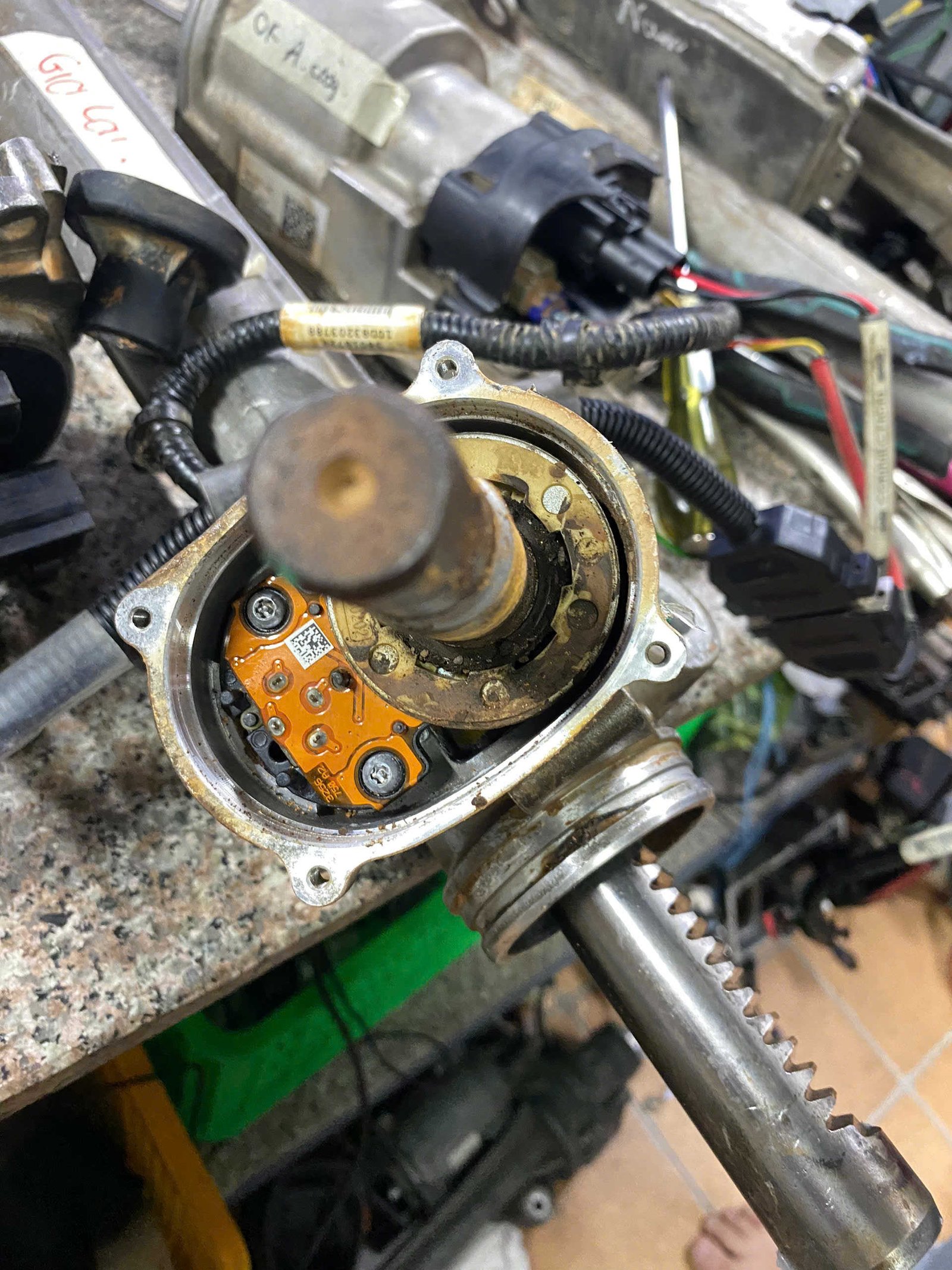 Sửa Chữa Thước Lái Điện Ford Tại VES Workshop: Giải Pháp Chuyên Nghiệp Cho An Toàn Và Hiệu Suất Lái Xe