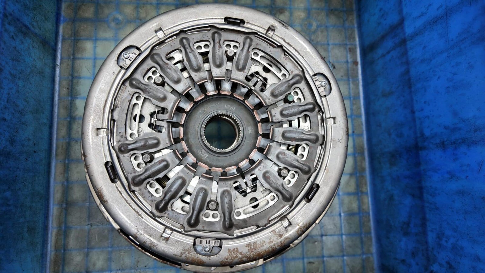 CHUYÊN ĐẠI TU HỘP SỐ XE LEXUS UY TÍN SỐ 1 TẠI TP.HCM 2 ĐẠI TU HỘP SỐ XE LEXUS UY TÍN SỐ 1 TẠI VES WORKSHOP