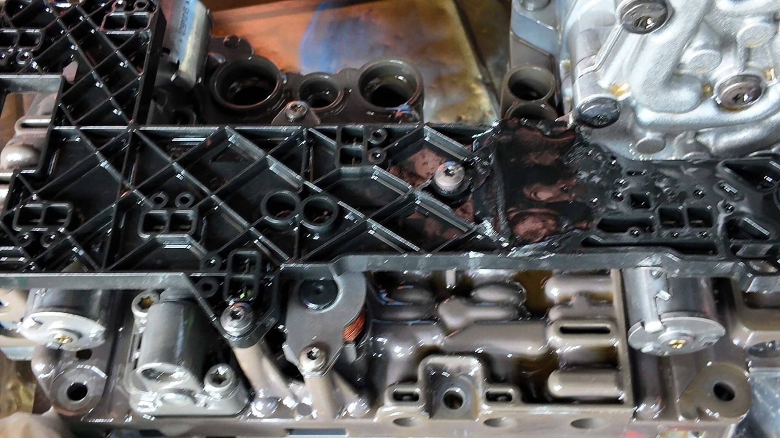 Dịch Vụ Sửa Chữa Hộp Số Ô Tô Tận Tâm – Giải Pháp Toàn Diện tại VES Workshop