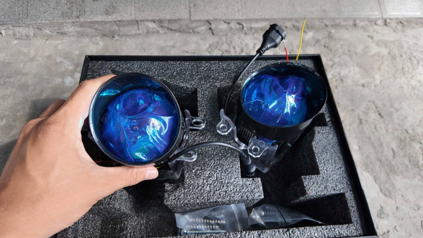 Nâng Cấp Ánh Sáng & Độ Gầm Ô Tô Chuyên Nghiệp: Bí Quyết Tối Ưu Hóa Diện Mạo & An Toàn Từ VES Workshop