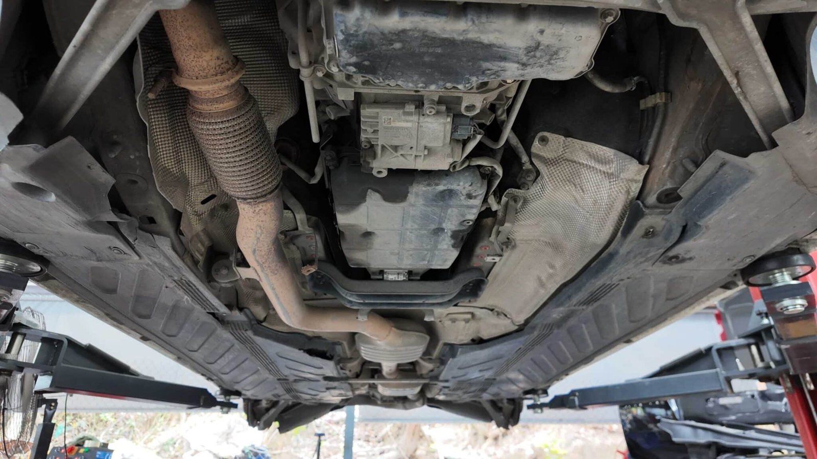 kiểm tra hệ thống gầm 